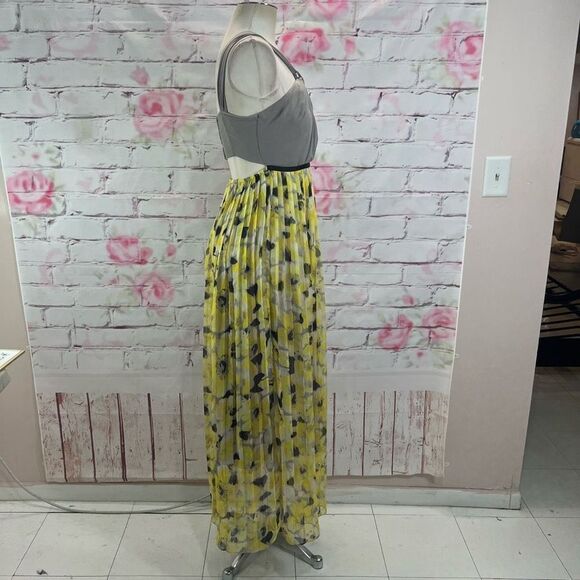 Ryu yellow floral accordion pleated halter maxi dress - Picture 4 of 11